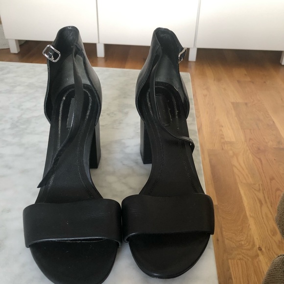 Alexander Wang Kori Sandal - Picture 4 of 5
